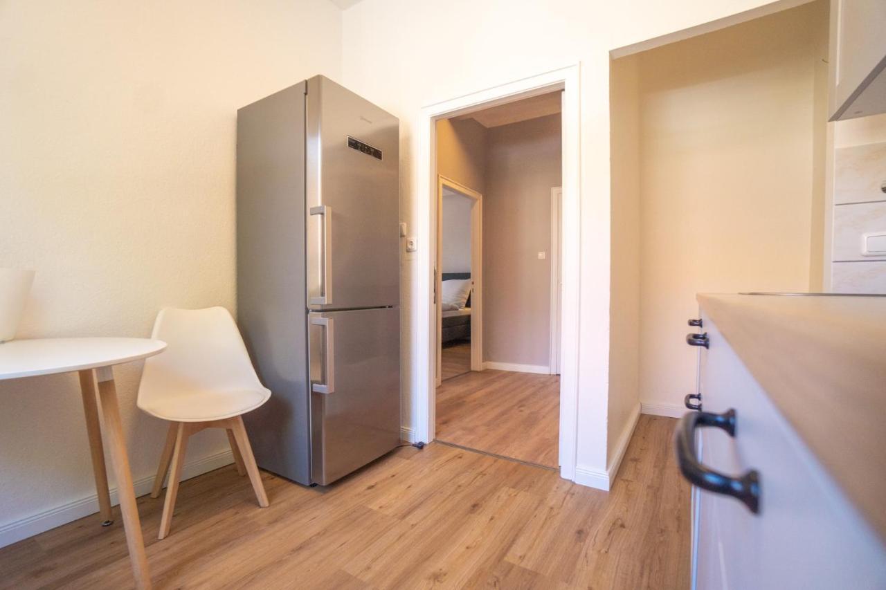 "Purple Chill" Super Zentrale Ferienwohnung Hbf-Messe-Buergerweide-Citygate-Ovb Arena BRE 외부 사진